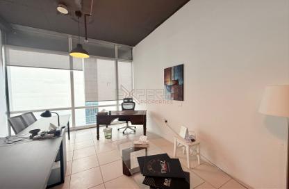 Office Space - Studio - 1 for rent in Tamani Art Tower - Business Bay - Dubai