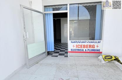 Shop - Studio for rent in Old Bazaar - Old Town Area - Umm Al Quwain