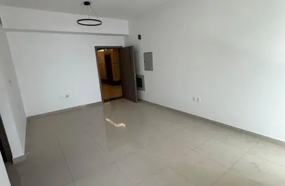Apartment - 1 Bedroom - 2 Bathrooms for rent in Al Jurf 3 - Al Jurf - Ajman Downtown - Ajman