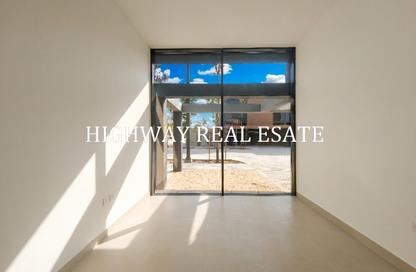 Townhouse - 4 - 5 for rent in Saro - Masaar - Tilal City - Sharjah