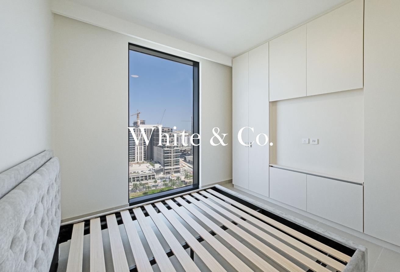 AMAZING VIEW | GOOD DEAL | NEVER LIVED IN photo 10