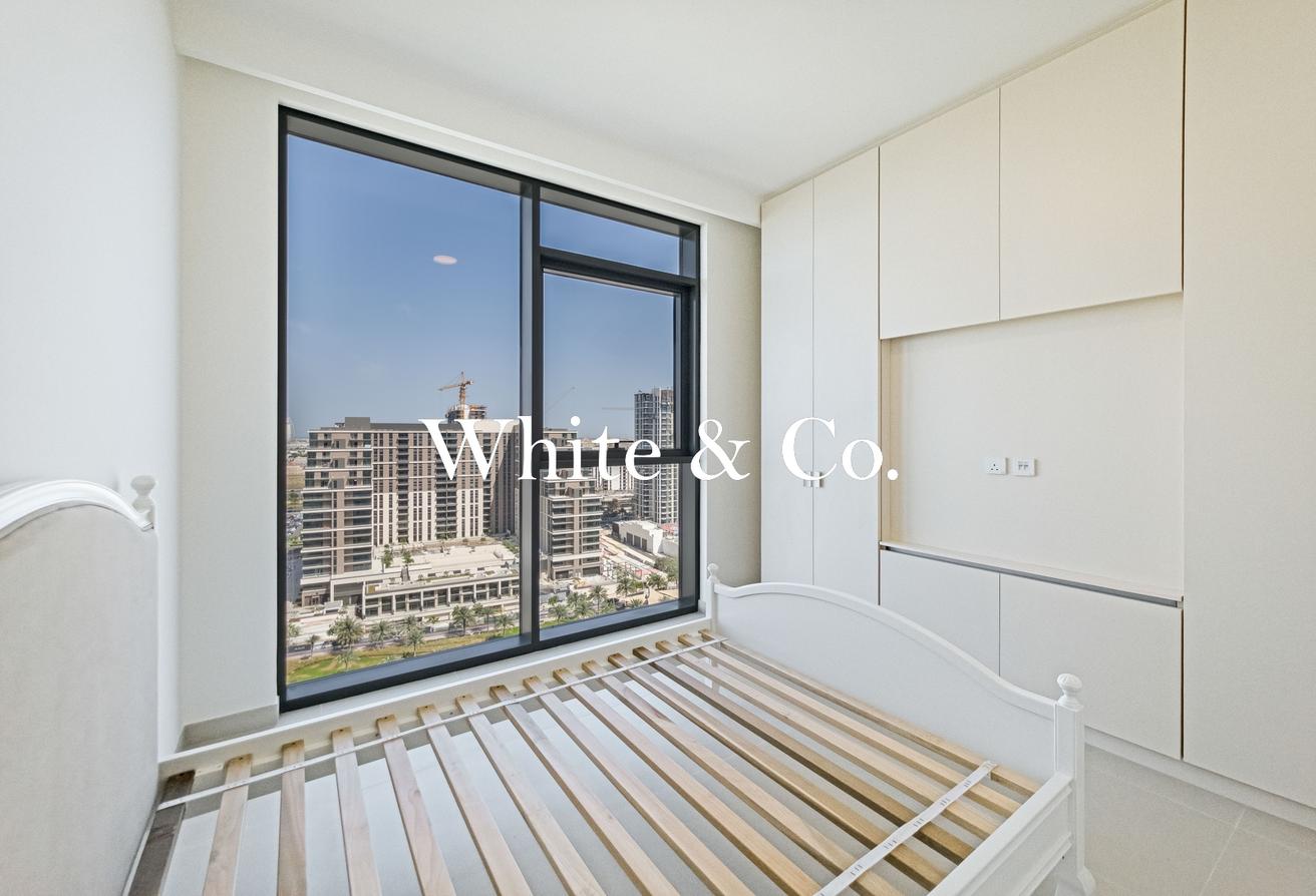AMAZING VIEW | GOOD DEAL | NEVER LIVED IN photo 13