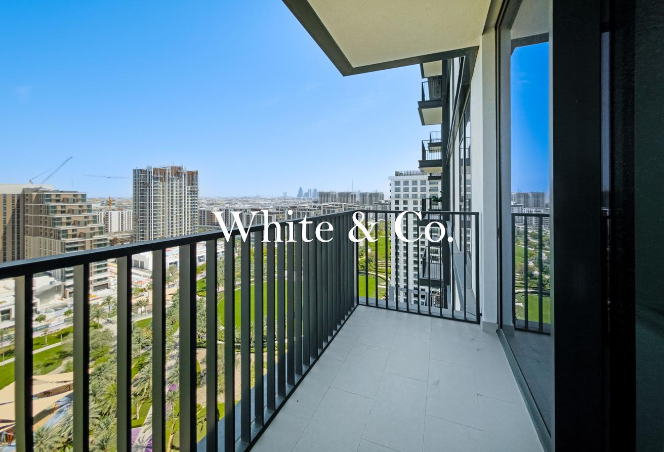 AMAZING VIEW | GOOD DEAL | NEVER LIVED IN photo 19