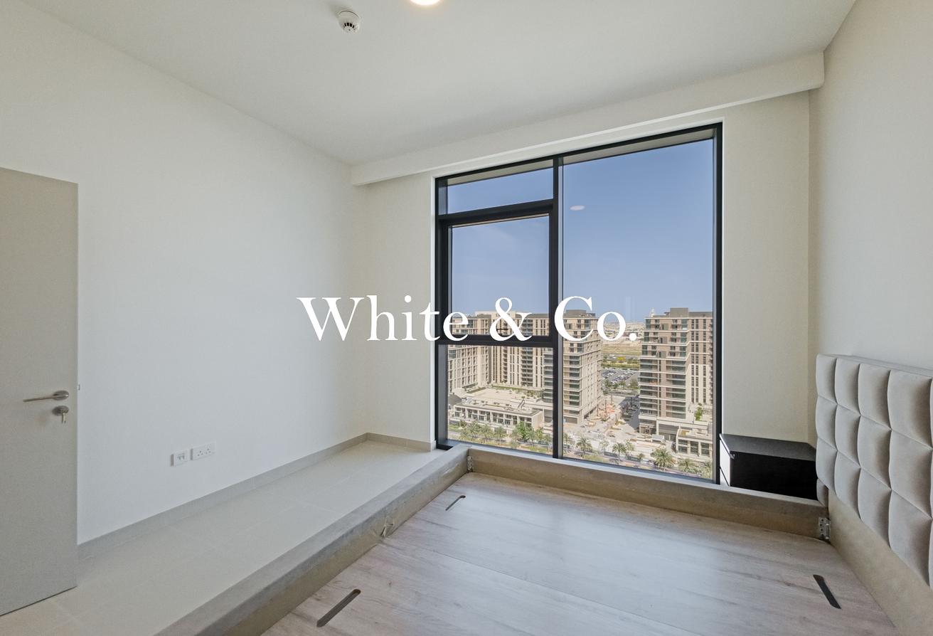 AMAZING VIEW | GOOD DEAL | NEVER LIVED IN photo 5