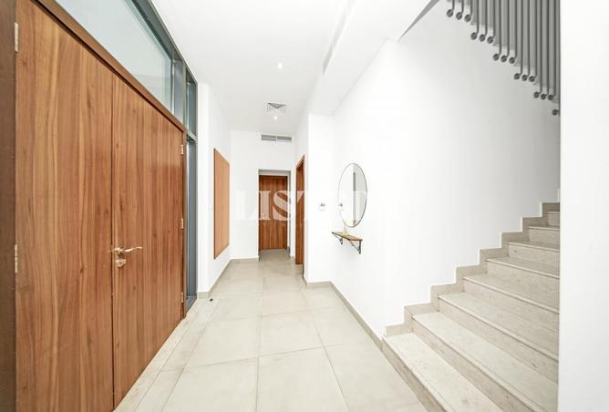 81944003 - Property Image 2