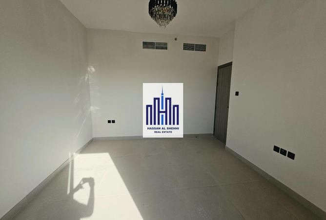 124269333 - Property Image 3