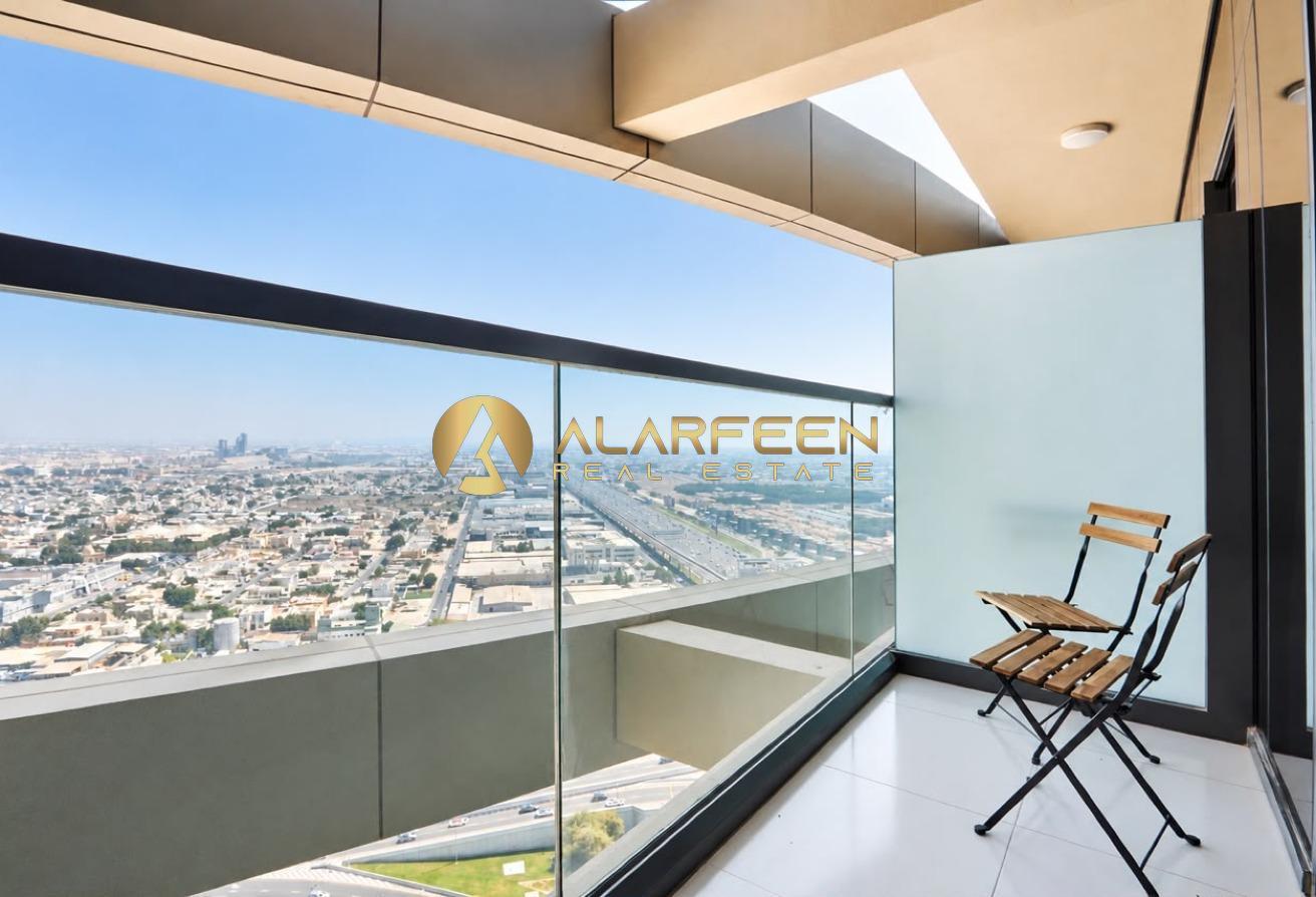 Fully Furnished | High Floor | Stunning View photo 6