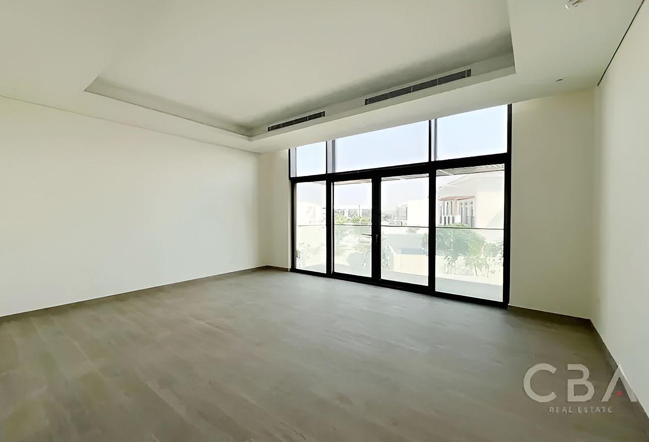 Brand new | Unfurnished | Ready to Move In photo 8