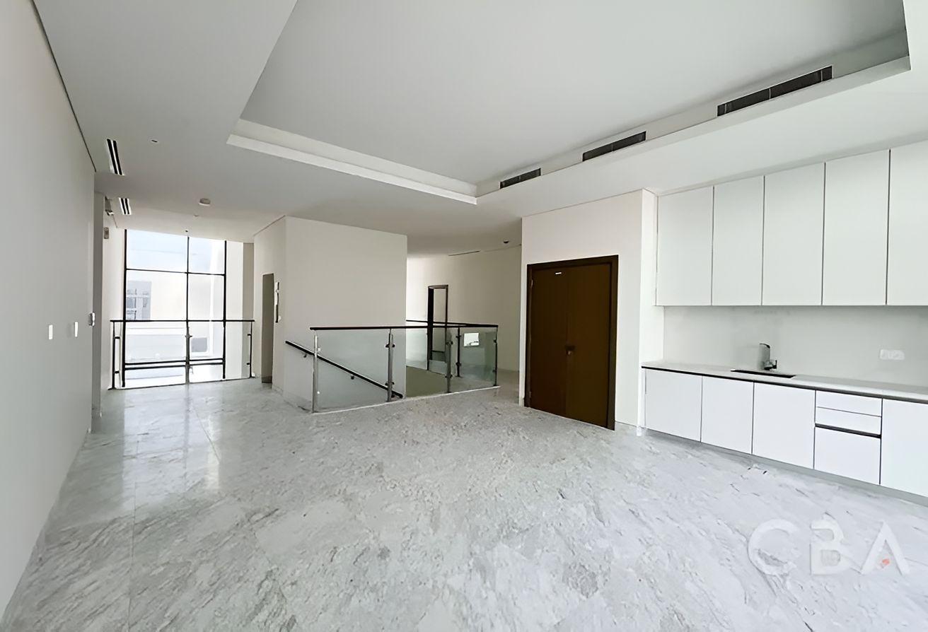 Brand new | Unfurnished | Ready to Move In photo 6