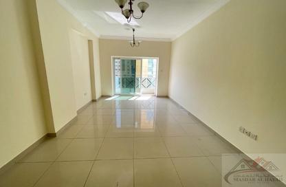 Apartment - 2 Bedrooms - 2 Bathrooms for rent in Muwaileh 29 Building - Muwaileh - Sharjah