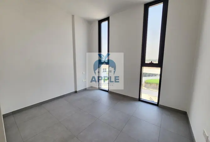 155589277 - Property Image 3