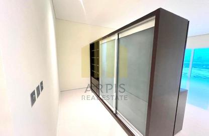 Apartment - 3 - 3 for rent in Park Place Tower - Sheikh Zayed Road - Dubai