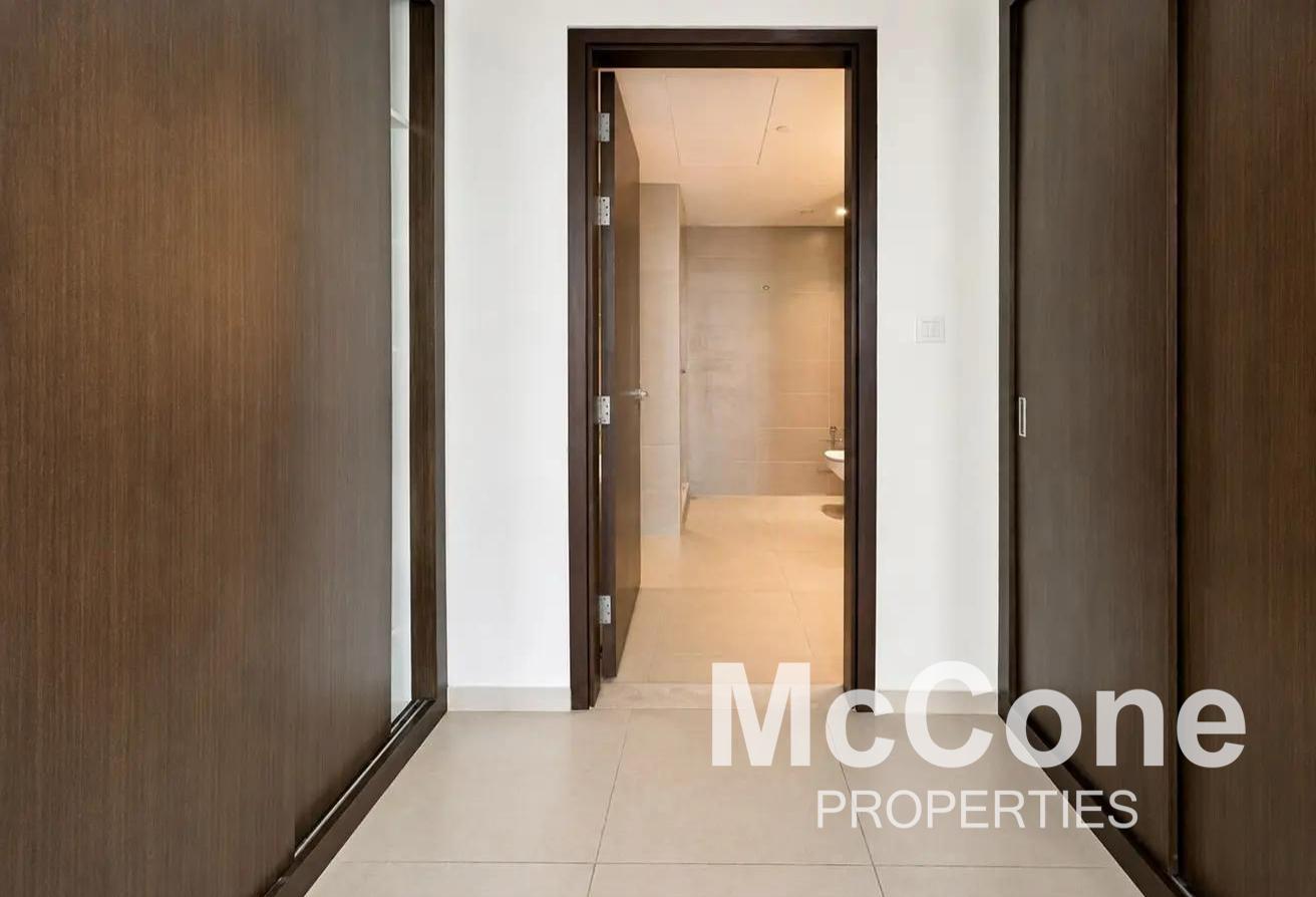06 Layout | High Floor | Corner Unit | Spacious photo 12