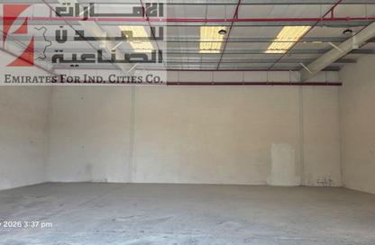 Warehouse - Studio for rent in Al Sajaa Industrial - Al Sajaa - Sharjah