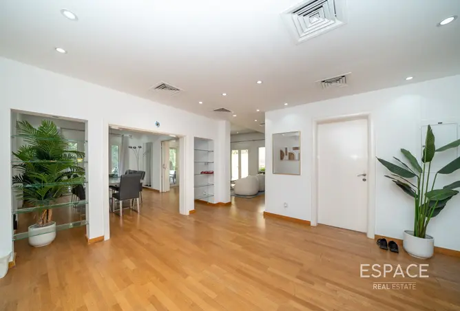 152372670 - Property Image 2