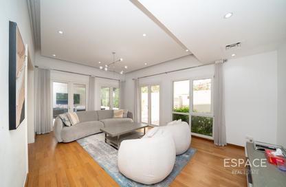 Villa - 5 - 4 for rent in Meadows 4 - Meadows - Dubai