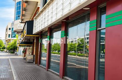 Shop - Studio for rent in Hor Al Anz - Deira - Dubai