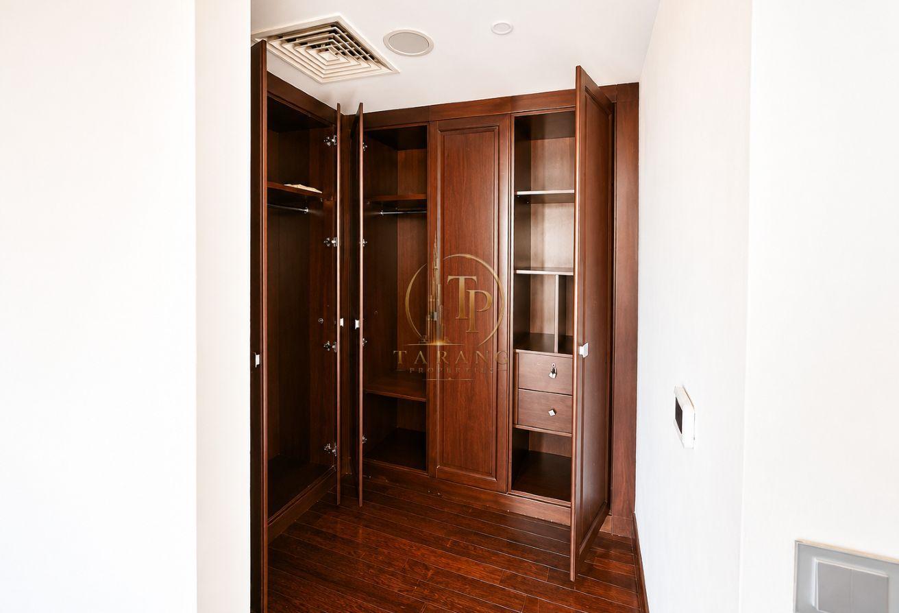 Exclusive | Skyline Penthouse | Vacant photo 9