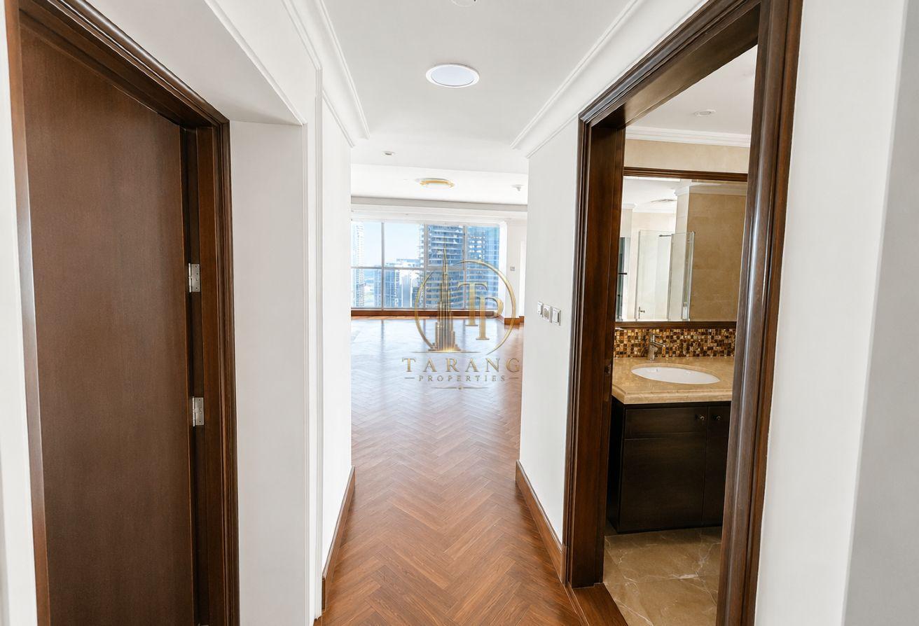 Exclusive | Skyline Penthouse | Vacant photo 10