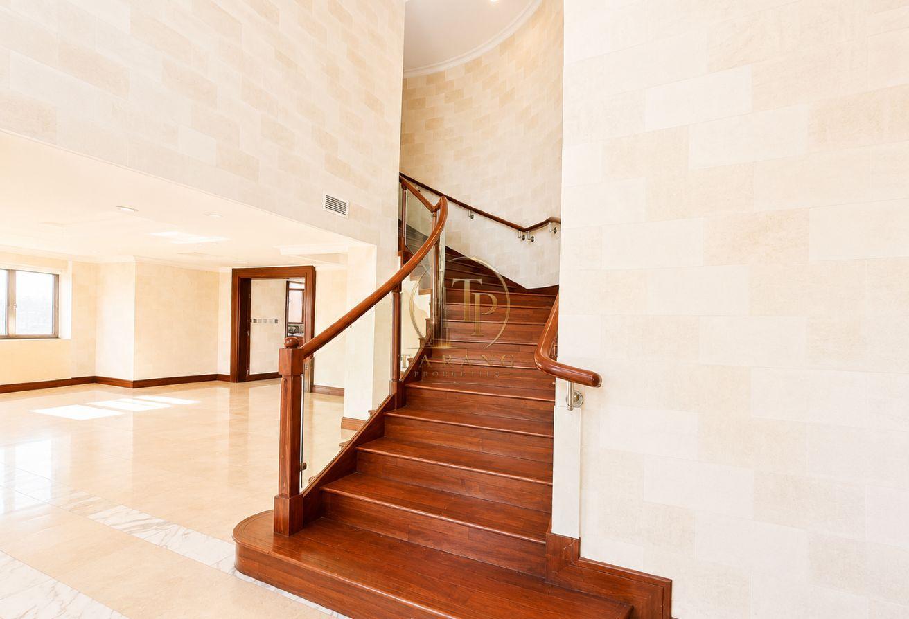 Exclusive | Skyline Penthouse | Vacant photo 7