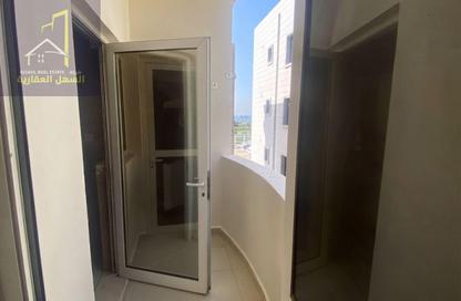Apartment - 1 - 2 for rent in Al Qulaya'ah - Al Sharq - Sharjah Apartment - 1 - 2 for rent in Al Qulaya'ah - Al Sharq - Sharjah