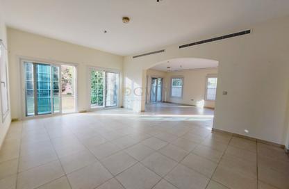 Villa - 2 - 4 for rent in District 8 - Jumeirah Village Triangle - Dubai Villa - 2 - 4 for rent in District 8 - Jumeirah Village Triangle - Dubai