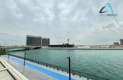 شقة - 2 غرف نوم - 3 حمامات للايجار في 5B البحيرة - لاجون - ميناء العرب - راس الخيمة - رأس الخيمة