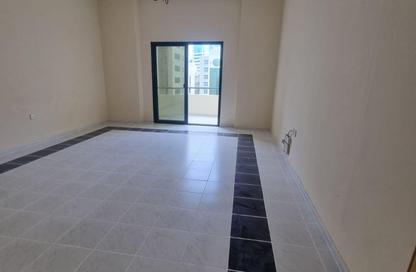 Apartment - 3 Bedrooms - 4 Bathrooms for rent in Qasimia 10 building - Al Mahatta - Al Qasimia - Sharjah