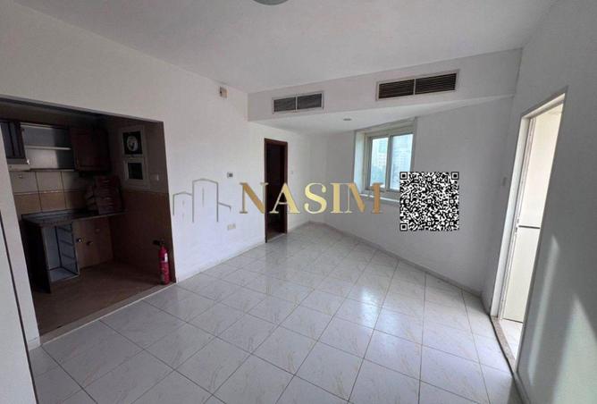 73843936 - Property Image 3