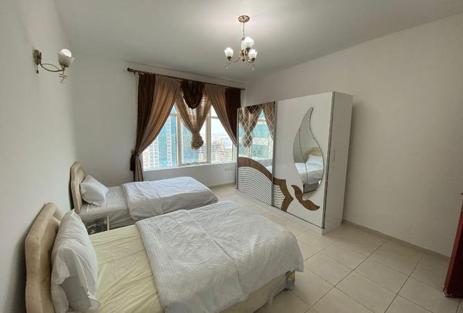 72721386 - Property Image 3