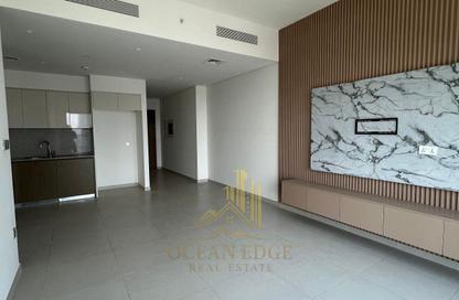 Apartment - 2 - 2 for rent in Burj Royale - Downtown Dubai - Dubai