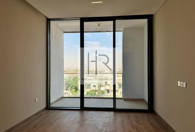 98699698 - Property Image 3