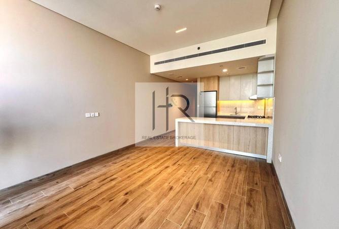 98699698 - Property Main Image