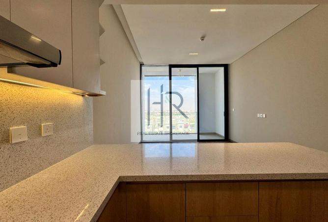 98699698 - Property Image 2