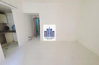 Apartment - Studio - 1 Bathroom for rent in Fire Station Road - Muwaileh - Sharjah