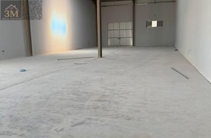 Warehouse - Studio - 1 Bathroom for rent in Umm Al Thuoob - Umm Al Quwain