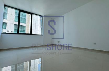 Apartment - 3 Bedrooms - 4 Bathrooms for rent in Hamdan Street - Abu Dhabi