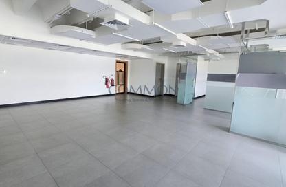 Office Space - Studio - 1 for rent in Al Qayada Building - Deira - Dubai Office Space - Studio - 1 for rent in Al Qayada Building - Deira - Dubai