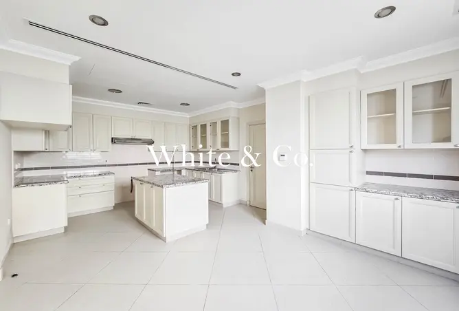 135605108 - Property Image 3