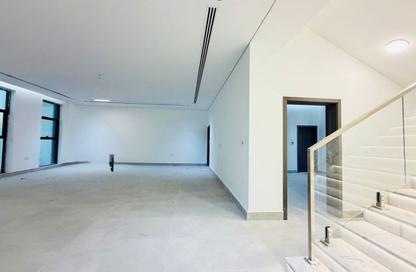 Villa - 5 - 7+ for rent in Al Aweer 1 - Al Aweer - Dubai Villa - 5 - 7+ for rent in Al Aweer 1 - Al Aweer - Dubai