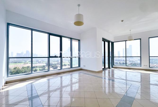 126565369 - Property Main Image