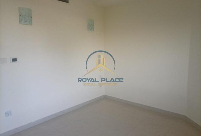 77794879 - Property Image 2