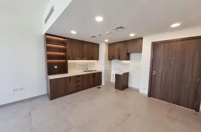 شقة - 2 غرف نوم - 2 حمامات للايجار في مساكن الدبلوماسيين - تاون سكوير - دبي شقة - 2 غرف نوم - 2 حمامات للايجار في مساكن الدبلوماسيين - تاون سكوير - دبي