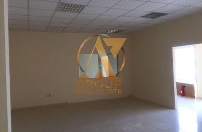 متجر - استوديو للايجار في زد04 - طراز إنجليزي - المدينة العالمية - دبي متجر - استوديو للايجار في زد04 - طراز إنجليزي - المدينة العالمية - دبي