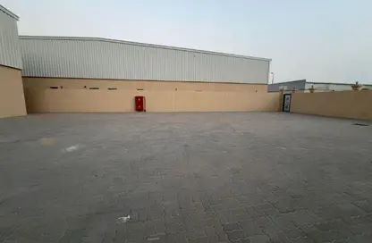 مصنع - استوديو - 3 حمامات للايجار في مبني علي موسى - الصجعة الصناعية - الصجعة - الشارقة