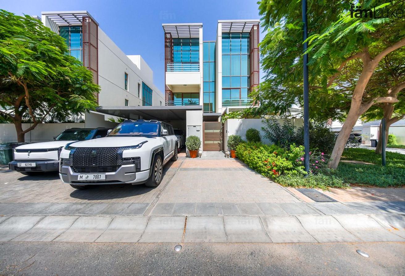 Fully Furnished | Extra Kitchen | Fully Trees |G+2 photo 9