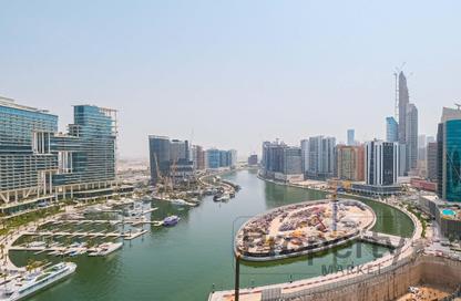 Apartment - 2 Bedrooms - 3 Bathrooms for rent in Residence 22 - Business Bay - Dubai