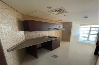 Apartment - Studio - 1 Bathroom for rent in Oasis Tower 1 - Dubai Sports City - Dubai