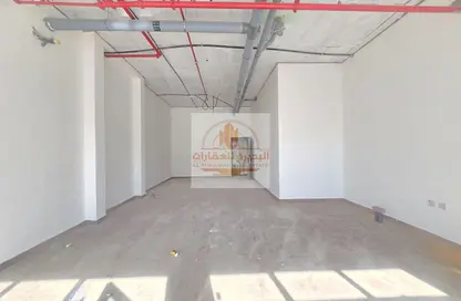 Shop - Studio - 1 Bathroom for rent in Emirates Modern Industrial - Umm Al Quwain