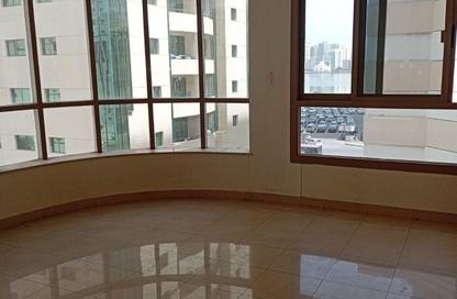 Apartment - 3 Bedrooms - 3 Bathrooms for rent in Al Waleed Tower - Al Qasba - Sharjah
